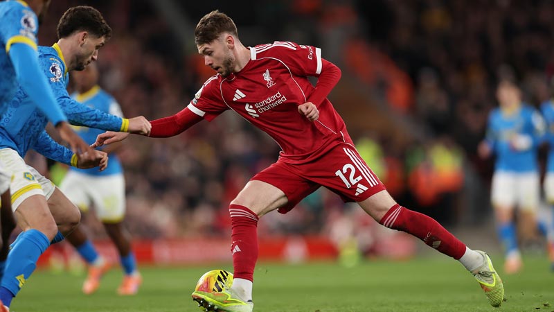 萨姆纳38+9+5 广东险胜北控