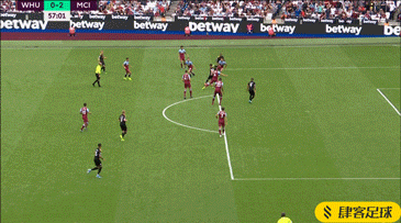 拉波尔塔：坎塞洛今日抵达并接受体检，这是德科又一高光手笔