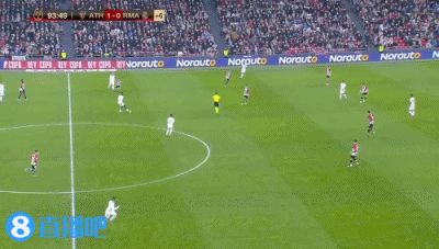 伴君如伴虎！狄龙“学狗叫”，太阳排名反超火箭，交易谁更划算一目了然