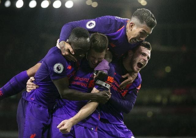 快船主场险胜勇士仅差一分，库里关键两记三分难救主却6犯离场