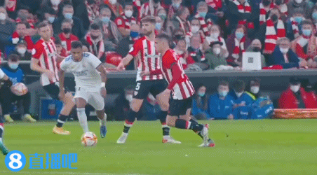 为应付未来7天5战，湖人10天短合同签下科比·巴夫金