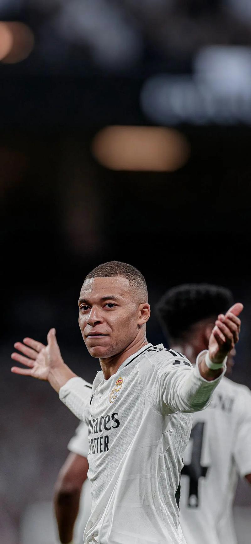 舒马赫现状 治疗花费早已超20亿 只能眼神交流 首冠赛车被拍卖