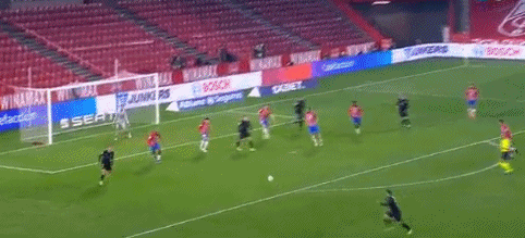 专访策划总监杨奕青：《和平精英》的“玩法保鲜方法论”究竟是什么？