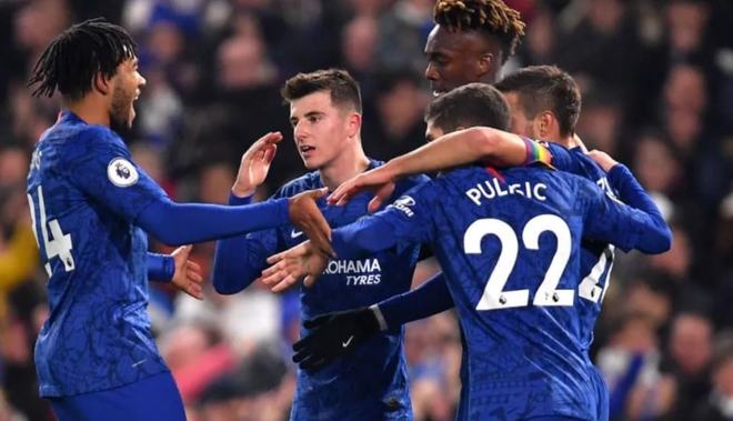 91-107！詹姆斯缺阵湖人三连胜终结，东契奇三双难改败局